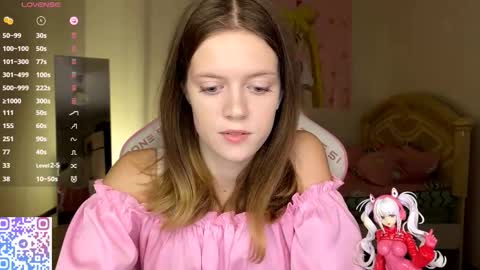 Lucy online show from October 19, 2:18 pm