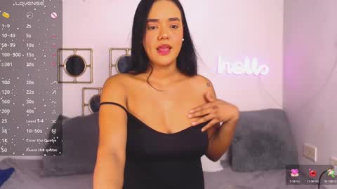 regina1819 online show from February 20, 1:03 am