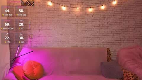 ReginaHawkinss online show from November 20, 10:37 am