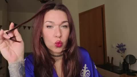 ReginaHawkinss online show from May 14, 8:32 am