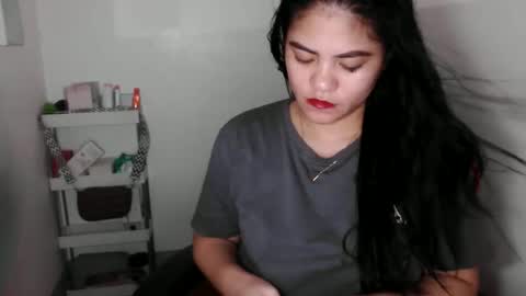 Snapshot of reign2525 chatting on October 20, 11:32 am reign2525 online show from October 20, 11:32 am