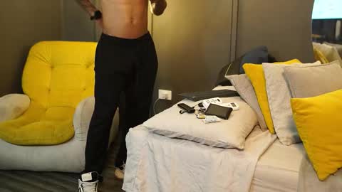 Reik online show from March 17, 12:41 pm