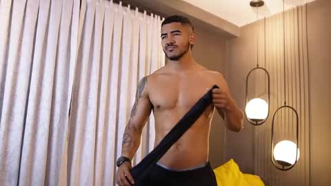 Reik online show from April 17, 12:19 pm