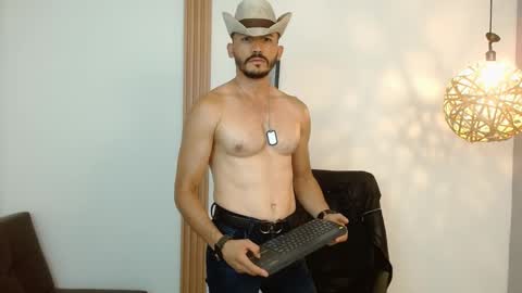   REIKO  online show from February 13, 7:10 pm