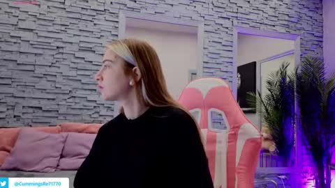 reina cummings online show from February 9, 6:39 am