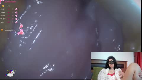 Reinacatchile online show from September 29, 1:44 am