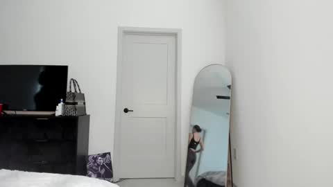 Snapshot of rejectbarbie chatting on January 20, 9:32 pm Priscilla online show from January 20, 9:32 pm