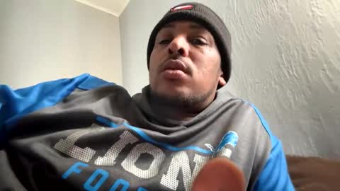 Snapshot of rell248mi1313 chatting on February 5, 8:35 pm rell248mi1313 online show from February 5, 8:35 pm