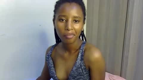 Snapshot of rellings_maya chatting on January 16, 8:33 am rellings-maya online show from January 16, 8:33 am