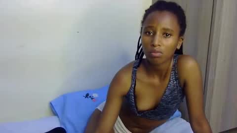 Snapshot of rellings_maya chatting on January 16, 6:27 pm rellings-maya online show from January 16, 6:27 pm