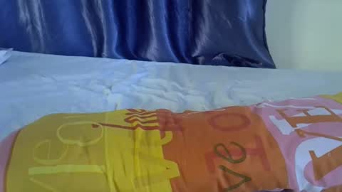 Snapshot of rellings_maya chatting on October 3, 6:54 am rellings-maya online show from October 3, 6:54 am