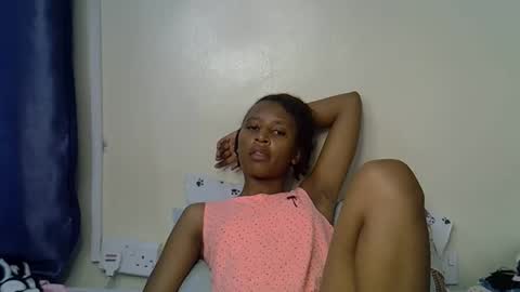 Snapshot of rellings_maya chatting on October 29, 5:58 pm rellings-maya online show from October 29, 5:58 pm