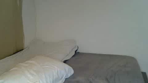 rem010a online show from October 22, 5:08 am