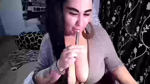 Desyree online show from March 10, 8:47 pm