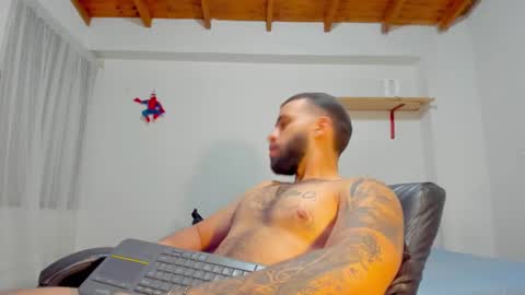 Rmy Steen online show from October 10, 1:48 am