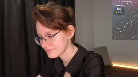 Claire online show from June 10, 6:51 pm