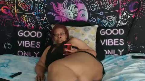 RenaeCumsAlot online show from April 18, 7:18 pm