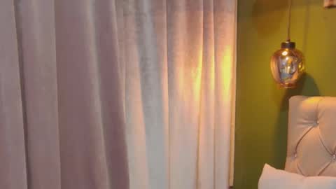 renata_milf_ online show from September 21, 11:45 am