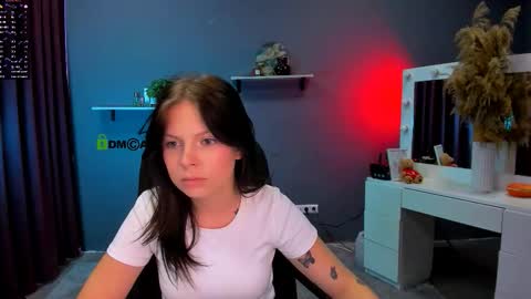 Snapshot of renata_sweety chatting on September 17, 1:02 pm renata_sweety online show from September 17, 1:02 pm