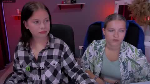 Snapshot of renata_sweety chatting on September 21, 8:38 am renata_sweety online show from September 21, 8:38 am