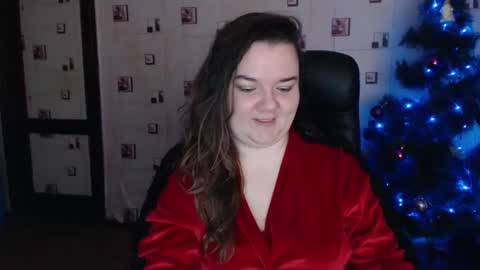 renataoia online show from January 8, 2:14 pm