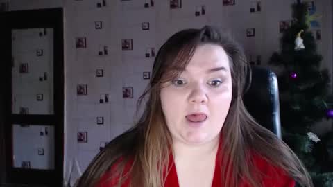 renataoia online show from January 13, 12:24 pm