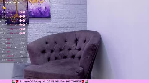 Snapshot of renataruiz_rr chatting on February 9, 3:12 pm      online show from February 9, 3:12 pm