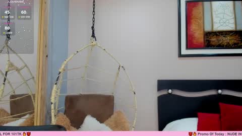 Snapshot of renataruiz_rr chatting on February 10, 6:24 pm      online show from February 10, 6:24 pm