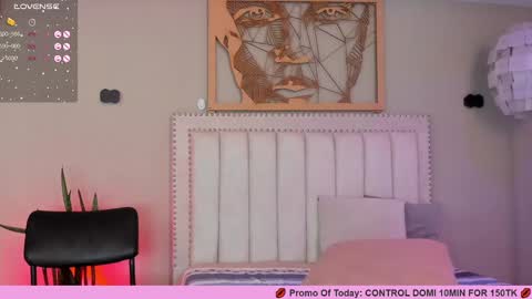 Snapshot of renataruiz_rr chatting on February 27, 3:15 pm      online show from February 27, 3:15 pm