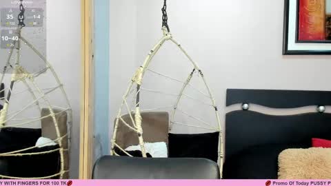 Snapshot of renataruiz_rr chatting on February 28, 12:09 pm      online show from February 28, 12:09 pm