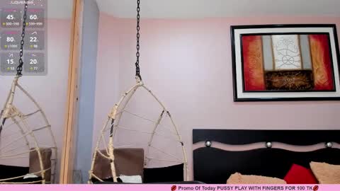 Snapshot of renataruiz_rr chatting on February 28, 3:15 pm      online show from February 28, 3:15 pm