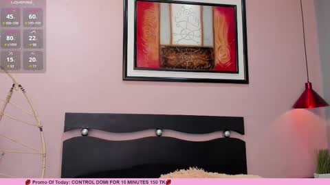 Snapshot of renataruiz_rr chatting on March 4, 6:07 pm      online show from March 4, 6:07 pm