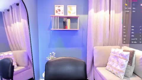 Snapshot of renataruiz_rr chatting on July 9, 12:09 pm online show from July 9, 12:09 pm