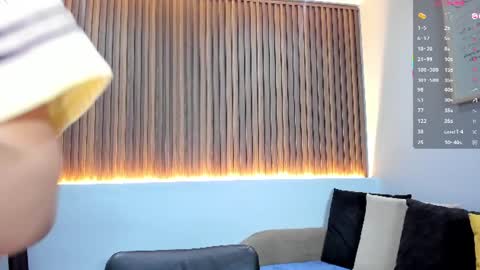 Snapshot of renataruiz_rr chatting on July 13, 12:08 pm online show from July 13, 12:08 pm