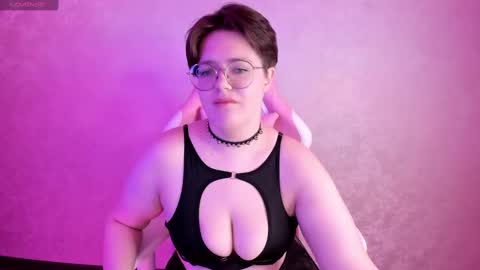 renee_turner online show from January 15, 3:29 pm