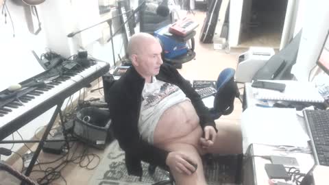 renefr online show from December 16, 5:33 pm