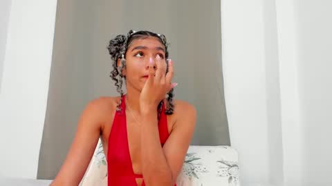 Snapshot of rennatta_sx chatting on February 18, 11:22 am Renata online show from February 18, 11:22 am