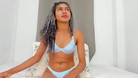 Snapshot of rennatta_sx chatting on March 4, 12:12 pm Renata online show from March 4, 12:12 pm