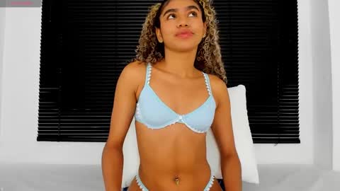 Snapshot of rennatta_sx chatting on September 22, 11:56 am Renata online show from September 22, 11:56 am