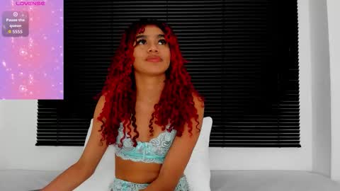 Snapshot of rennatta_sx chatting on October 19, 11:05 pm Renata online show from October 19, 11:05 pm