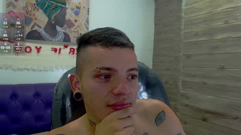 R E N E  online show from December 12, 10:13 am