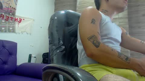 R E N E  online show from December 13, 7:25 am