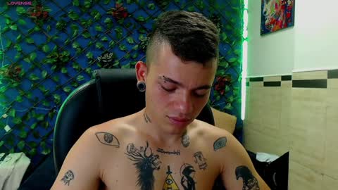 R E N E  online show from January 27, 7:14 am