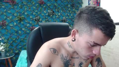 R E N E  online show from March 6, 11:47 am