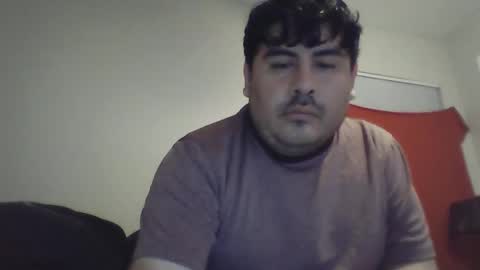 Snapshot of renz187 chatting on November 26, 3:40 am Renz online show from November 26, 3:40 am