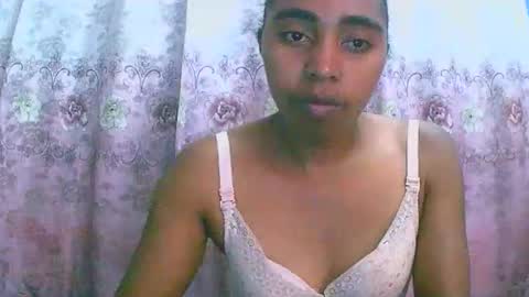 Snapshot of rephaleta chatting on October 7, 10:56 am Rephaleta online show from October 7, 10:56 am