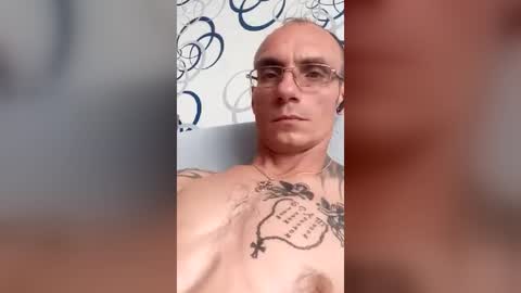 Snapshot of reshetnikovandrei0308 chatting on August 9, 10:31 am reshetnikovandrei0308 online show from August 9, 10:31 am