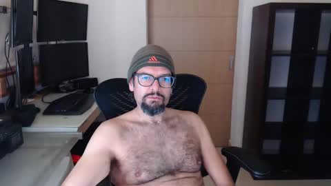 Snapshot of resinasa4 chatting on February 26, 9:41 am resinasa4 online show from February 26, 9:41 am