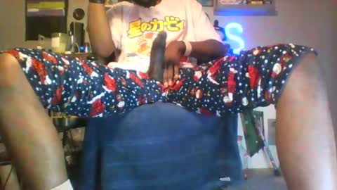 Snapshot of ressespieces25 chatting on November 8, 5:01 pm Onny online show from November 8, 5:01 pm