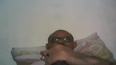 Snapshot of retlam37 chatting on December 11, 8:36 am Walter online show from December 11, 8:36 am
